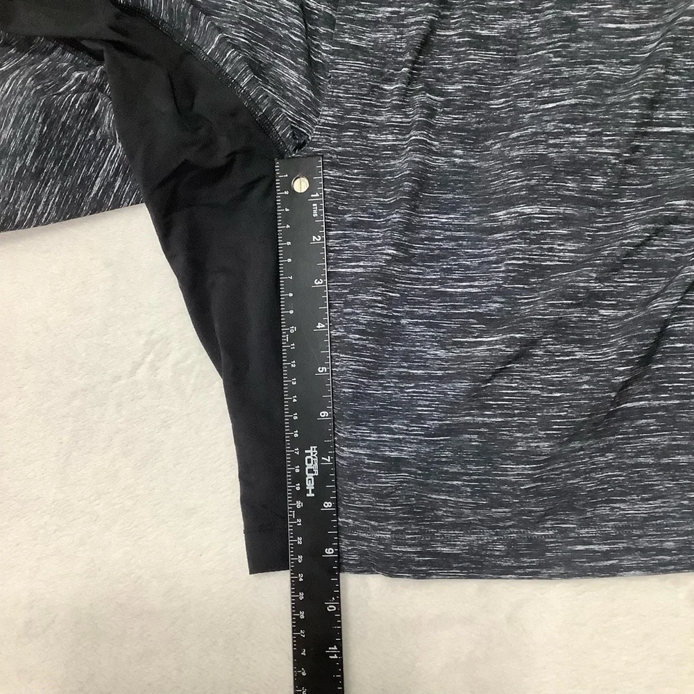 Lululemon Men’s Shorts Lined 9” Size Medium Heathered Black
